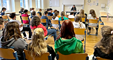 Mittelschule Stams/Rietz - Lesung und Zaubershow von Margit Kröll