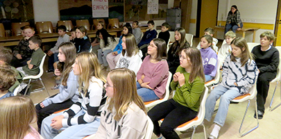 Mittelschule Hippach - Lesung von Margit Kröll
